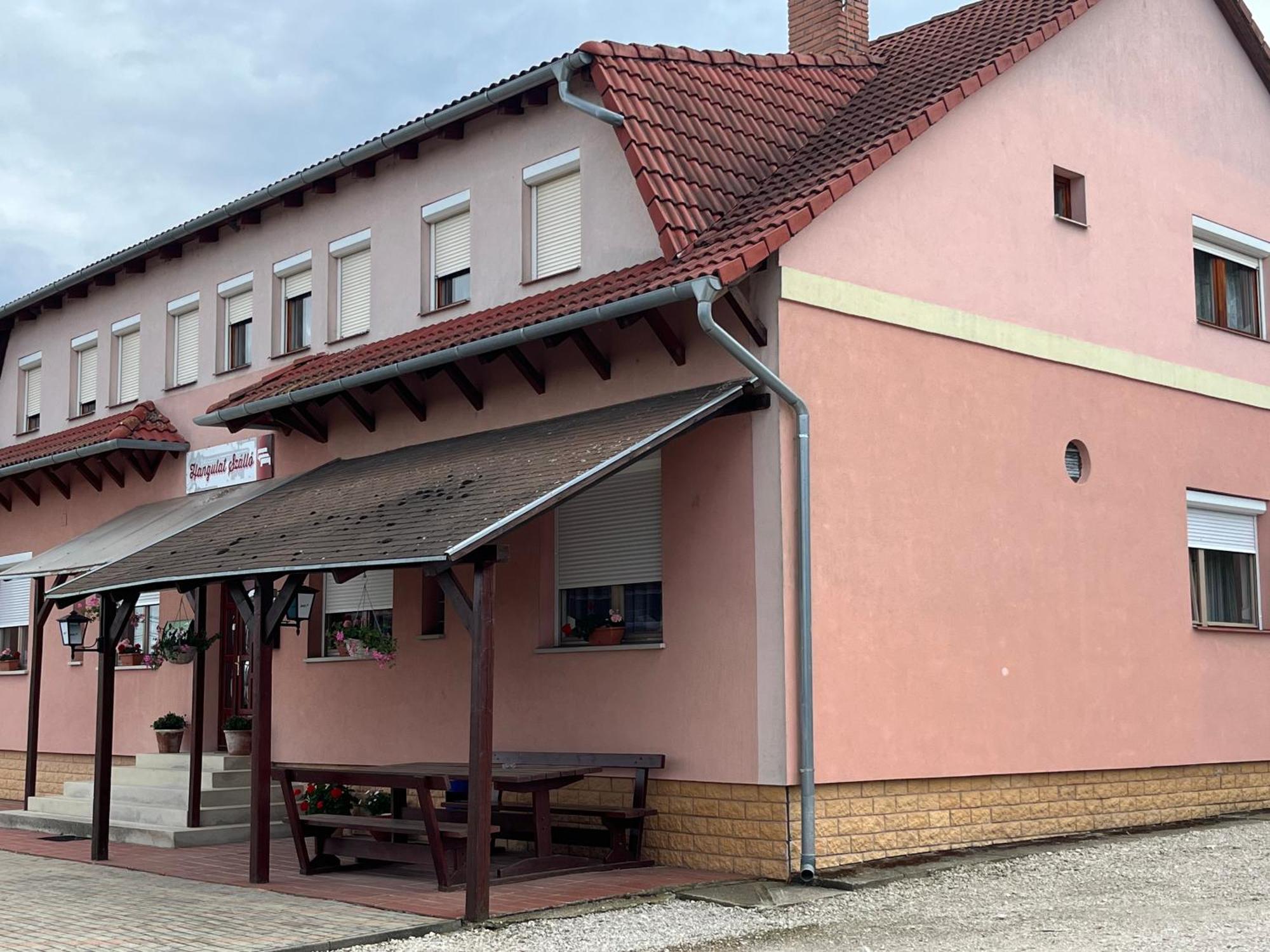 Hangulat Szallo Zalaszentbalazs Buitenkant foto